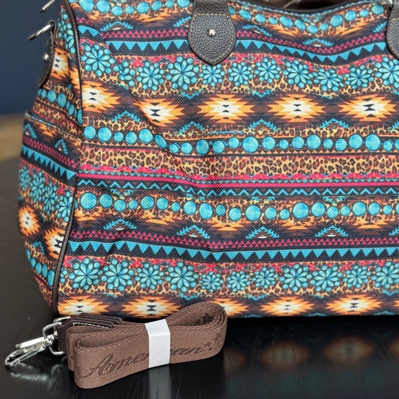 American Bling by Montana West Weekender Bag NWT - Picture 2 of 6